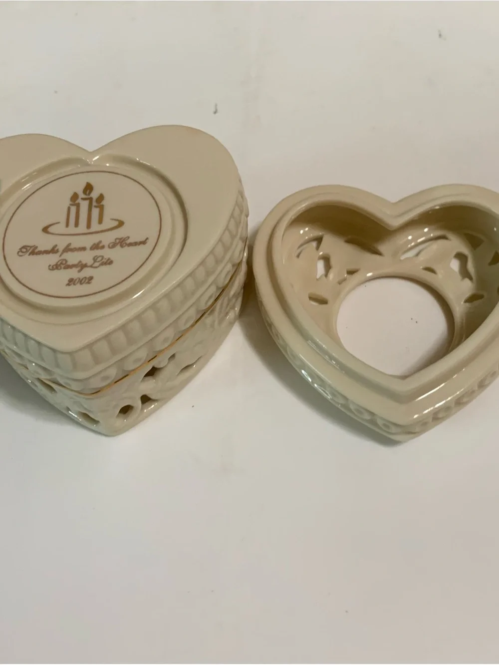 PARTYLITE Victorians Heart Porcelain Tealight Candle Holder P7297 NEW in Box
